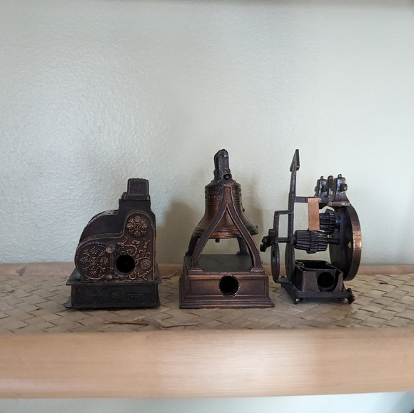 Three die cut pencil sharpeners - Picture 2 of 4